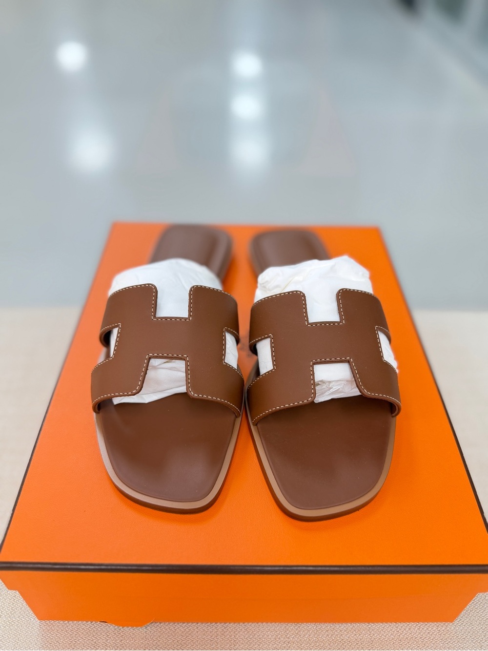 NWT- Hermès Oran Sandals in gold calfskin